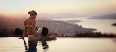 Wellness-Honeymoon in der Schweiz: Romantische Auszeit für Frischvermählte